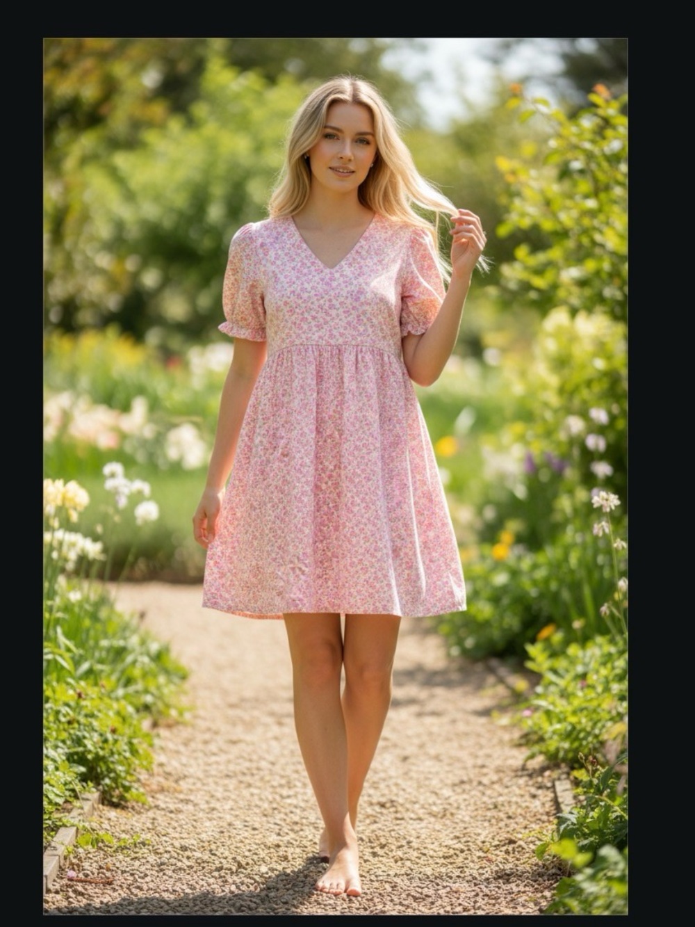HAYDEN LOS ANGELES Mini- Dress. Girly Girl Baby Doll Mini. Cream w/ Pink Flowers